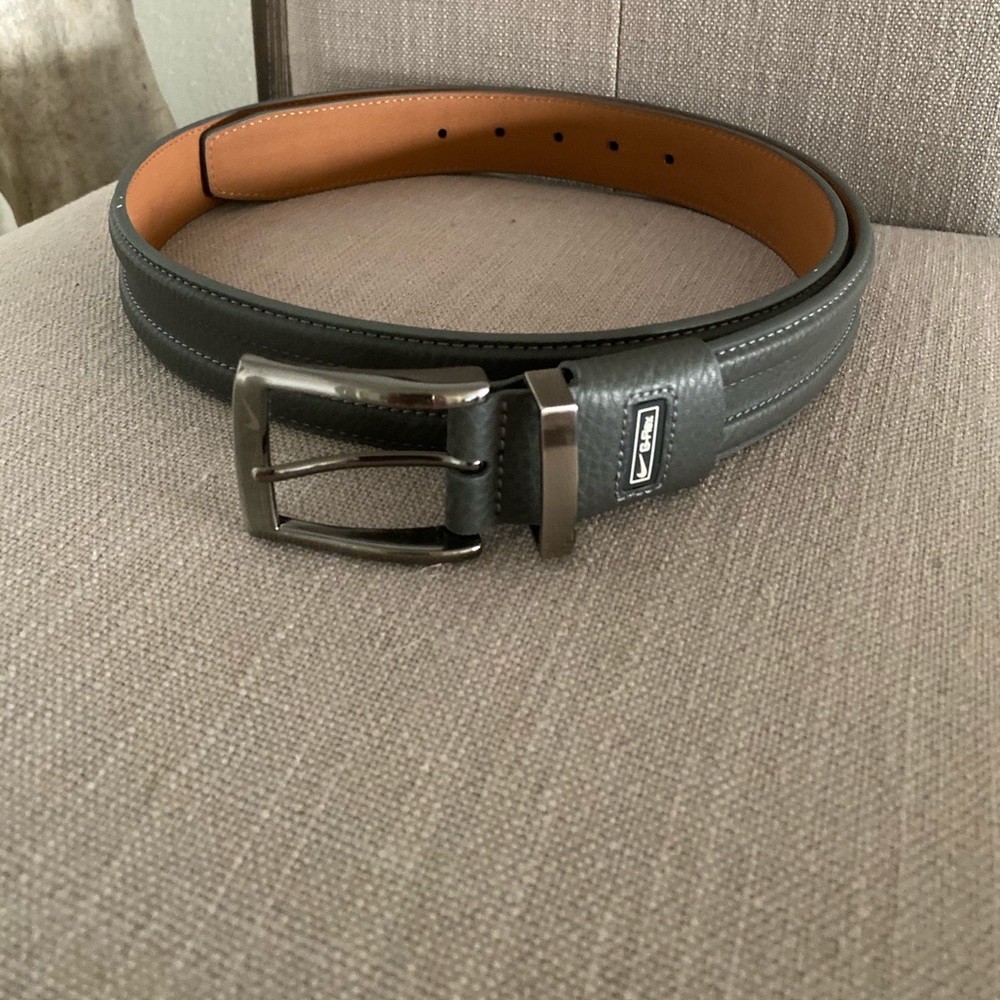 Nike G-Flex Never Used Grey Leather Belt 40”